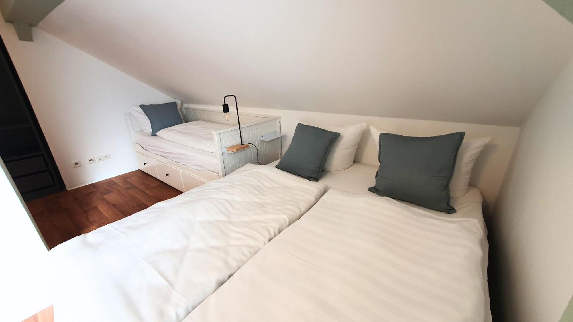 Good Stay Aparthotel Mit Kostenlosen Parkplaetzen ドレスデン エクステリア 写真